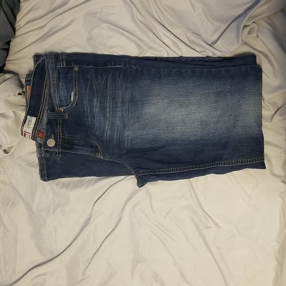 L.e.i. jeans